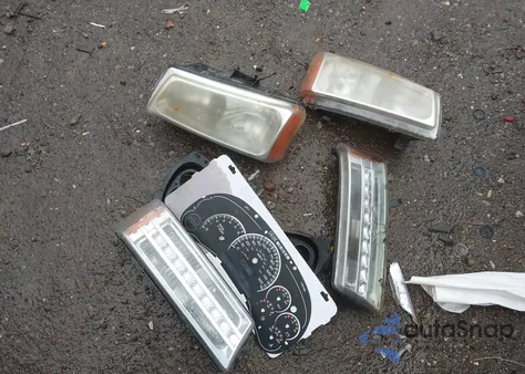 2005 Chevrolet Silverado 1500 Z71 z USA, uszkodzony, nr VIN 2GCEK13T851363069